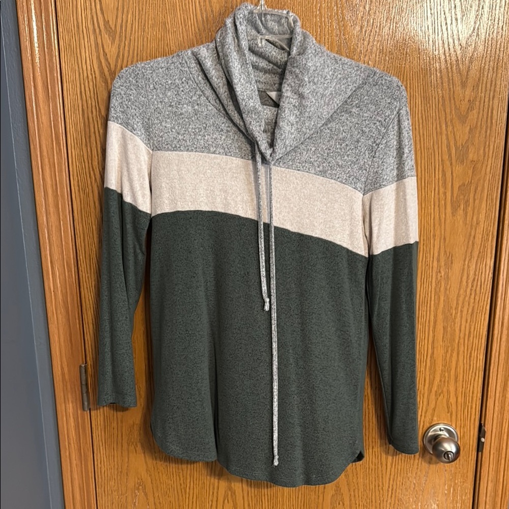 Market & Spruce Multi-Color Cowl Neck Sweater